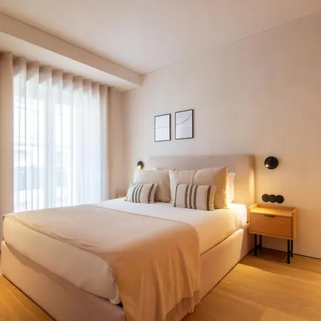 Apartamento Almada Downtown Metro Luxury *