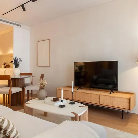 Almada Downtown Metro Luxury Appartement *